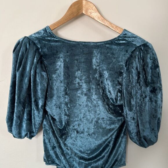 Free People Don't you Wish Deep Teal Velour Puff Sleeve‎ Bodysuit Small V-Neck - Picture 5 of 9
